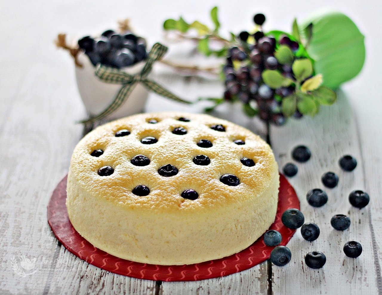 blueberry yoghurt cake
