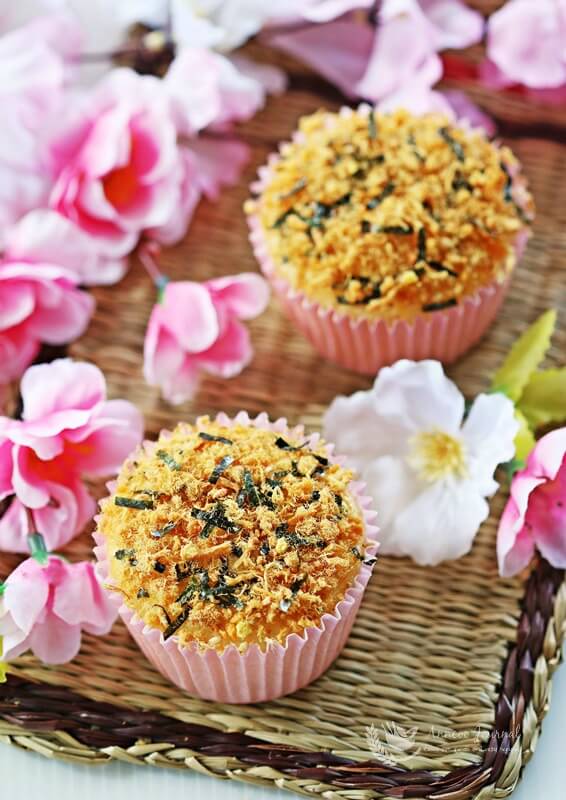 meat floss cupcakes