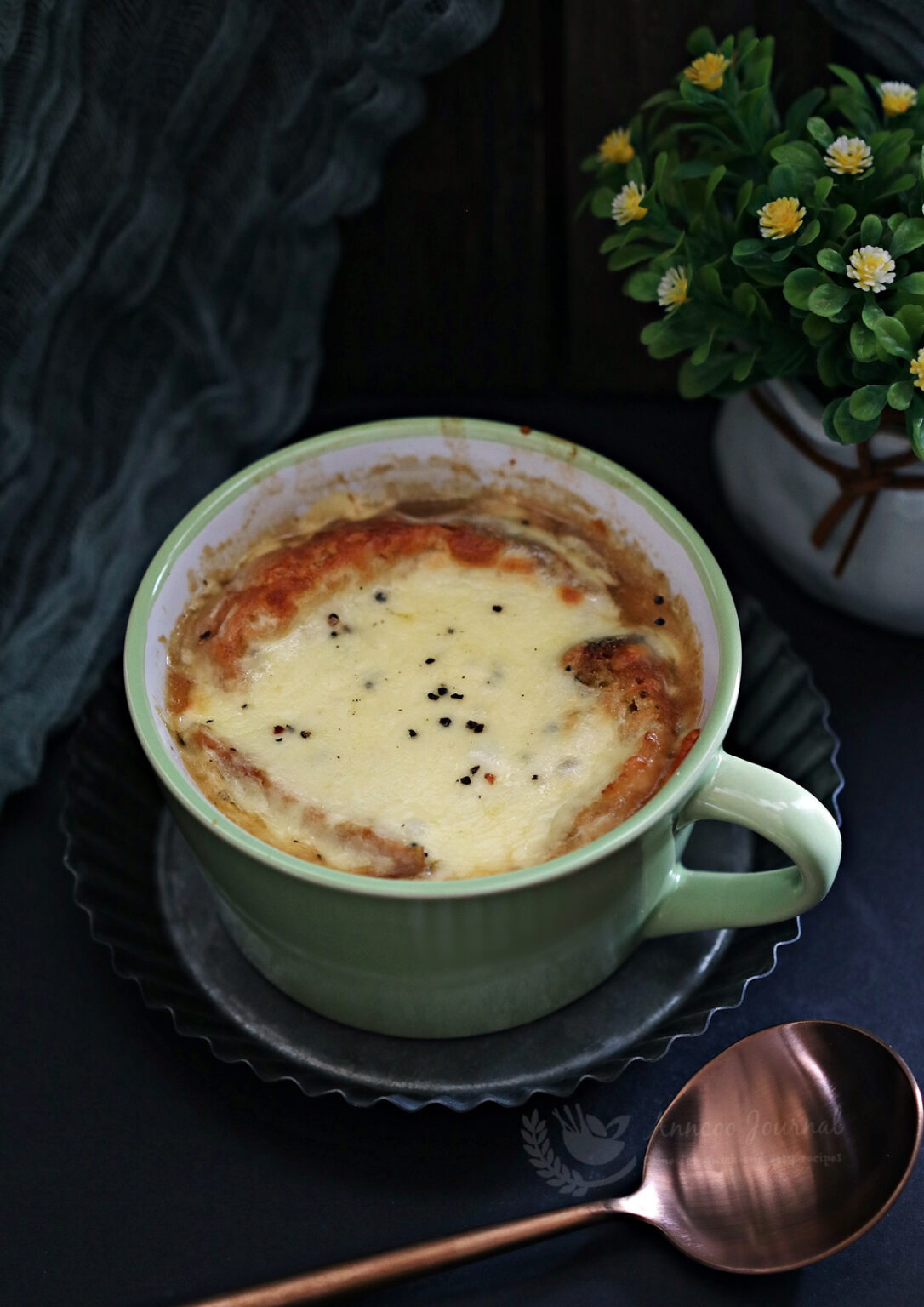 French Onion Soup 法式洋葱汤 - Anncoo Journal